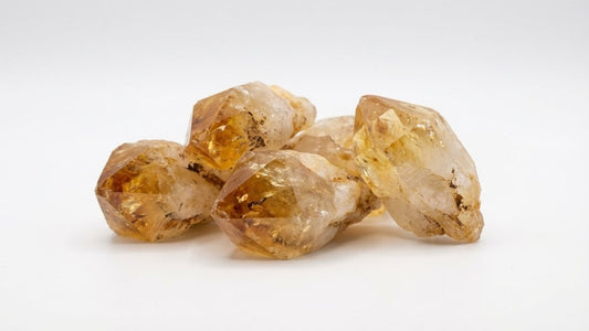 Citrine jewellery: a 4mm citrine stone opening a DesigNA pearl DNA profile necklace at the extender end