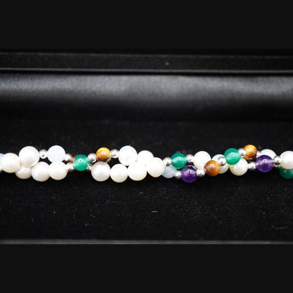 Twisted Pearl DNA Profile Bracelet, close up of the strand