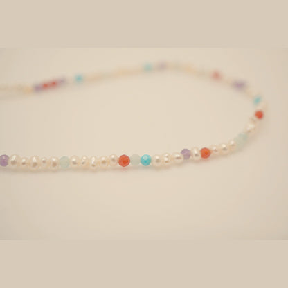 Pearl Clasp DNA Profile Bracelet, close up of the strand