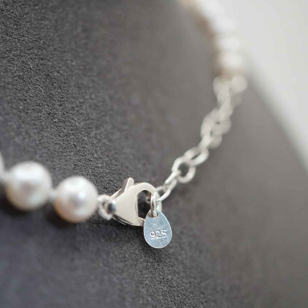 Pearl DNA Profile Necklace, clasp detail