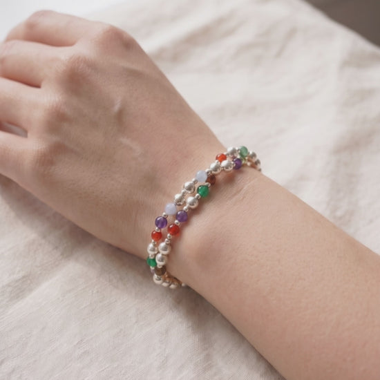 Gentle product motion of the piece being worn